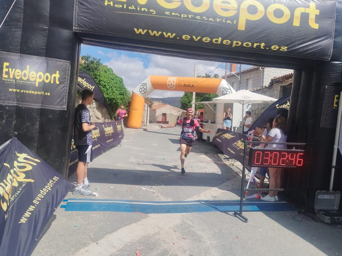 Carlos llegando a la meta